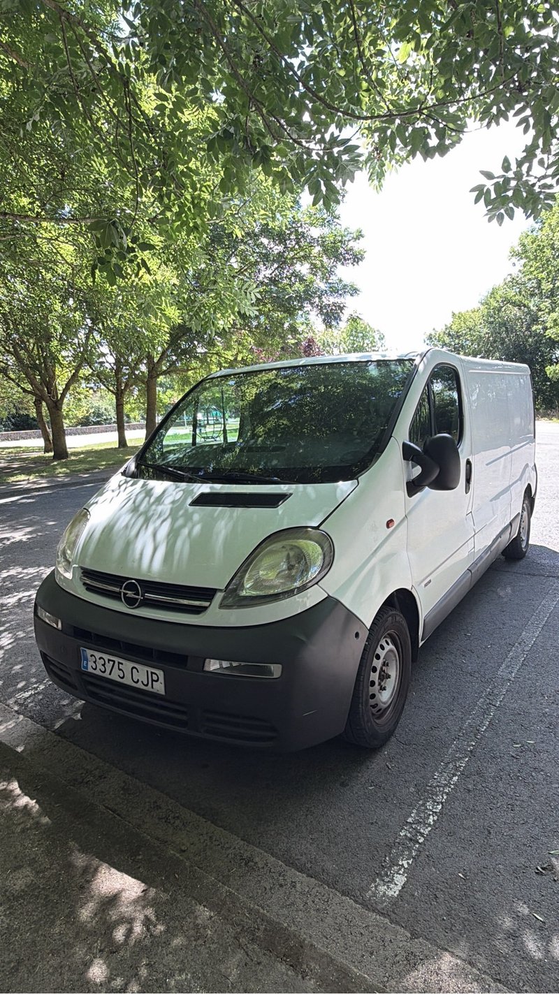 Opel Vivaro 2004 - foto 1