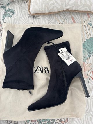 Botín tacón Zara efecto terciopelo T41