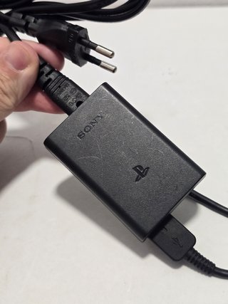 Cargador Ps Vita 2000 original sony