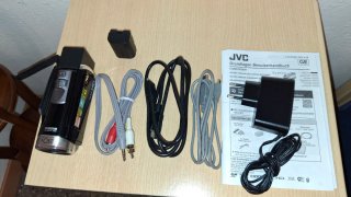 Videocámara JVC GZ-E305BE Negra