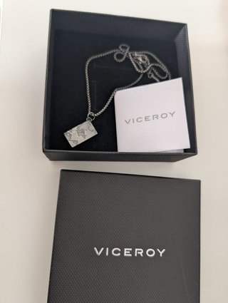 Collar Viceroy Mapa Mundi Plata