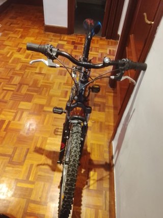 Bicicleta Btwin gris