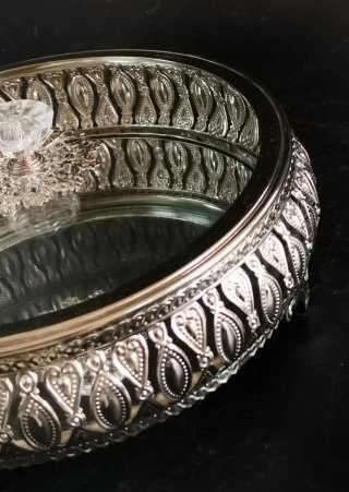 Preciosa bandeja base de espejo y tapa de cristal