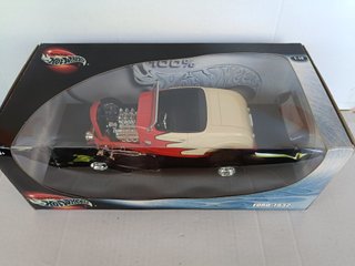 1/18 MODELLO FORD HOT ROD DEL 1932 NO BURAGO