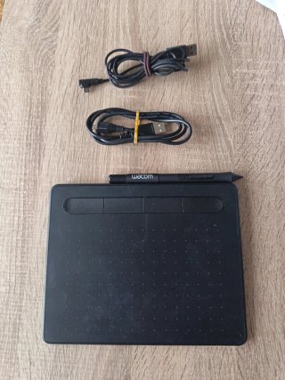 Tableta Gráfica Wacom Intuos + Lápiz