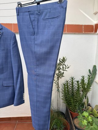 Traje de hombre azul a cuadros
