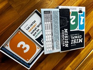 Misión Cumplida Juego de Cartas Cooperativo