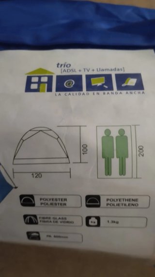 Tienda de campaña azul
