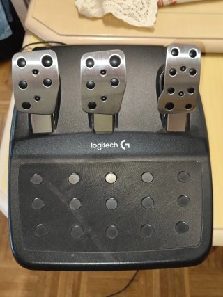 Volante con Pedales Logitech G29 Driving Force