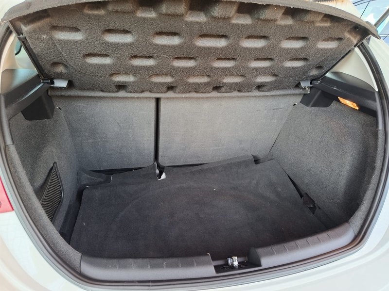 SEAT León 1.8 TSI FR 2011, foto 2