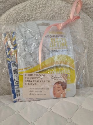 Set de Maquillaje: Sombras y Perfume