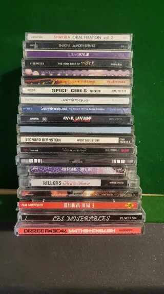 +250CDs Varios Artistas Pop,Rock, Indie, Hip-Hop..