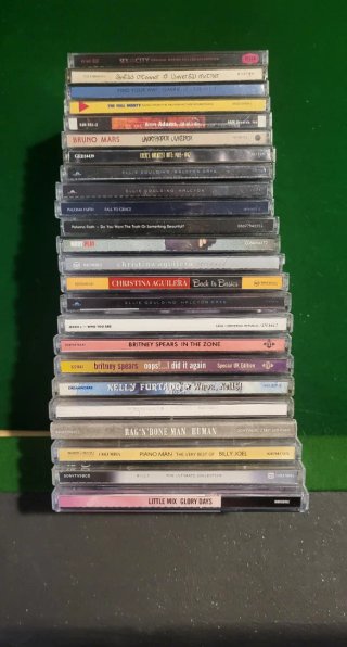 +250CDs Varios Artistas Pop,Rock, Indie, Hip-Hop..