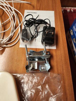 Antena Metronic para caravana/autocaravana