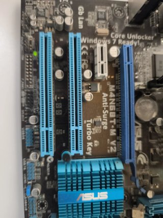 Placa Base ASUS M4N68T-M V2 + Procesador. NO RAM.