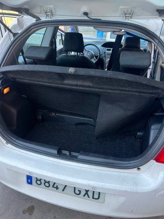 Toyota Yaris 2010