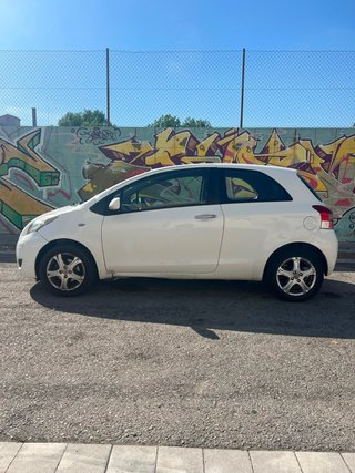 Toyota Yaris 2010