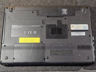 Sony Vaio VPCEB3S1E Portátil Negro