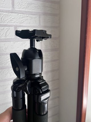 Trípode fotografía y vídeo.