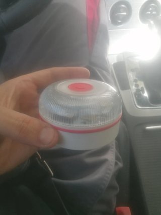 Baliza V16 Homologada totalmente nueva.