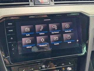 Volkswagen Passat Variant 2.0TDI 150cv DSG7 R-LINE