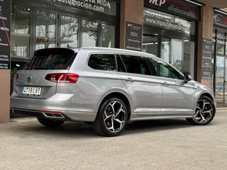 Volkswagen Passat Variant 2.0TDI 150cv DSG7 R-LINE