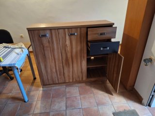 Mueble aparador madera y negro
