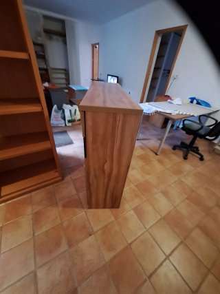 Mueble aparador madera y negro