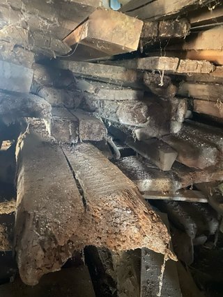 Lote de 18 m³ de Madera de Castaño Seca – Serrado