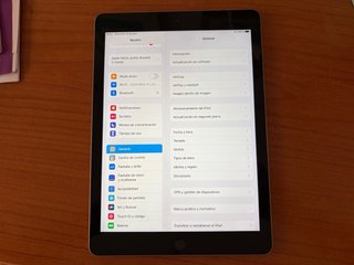 iPad 5ª Gen 128GB Wi-Fi Space Gray + Caja