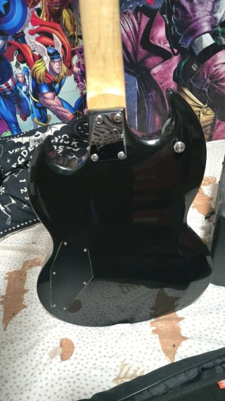 Guitarra Elétrica LTD + Amplificador VOX