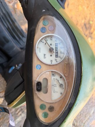 Vespa 49cc Verde