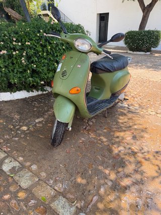 Vespa 49cc Verde
