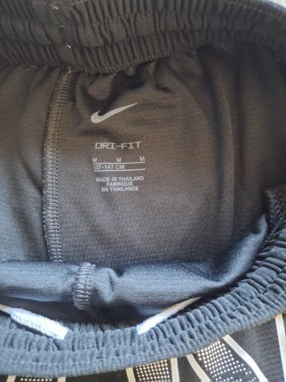 Pantalones chándal Nike  y Adidas.
