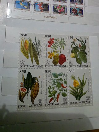 Lotto francobolli fiori
