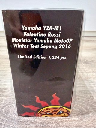 Yamaha YZR-M1 Valentino Rossi 2016 Test Sepang