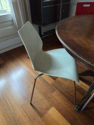 Mesa redonda madera y 4 sillas