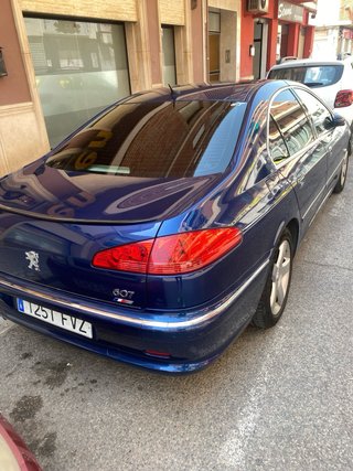 Peugeot 607 2007
