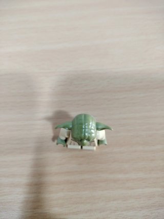 LEGO mini figura de Yoda