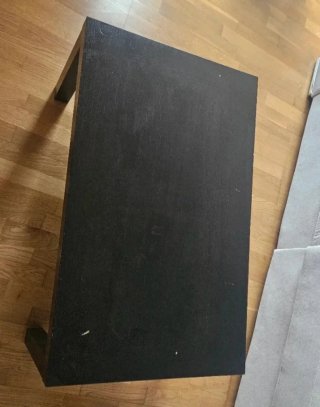 Mesa de centro de madera oscura