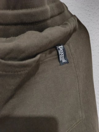 Pantalón corto hombre verde oliva