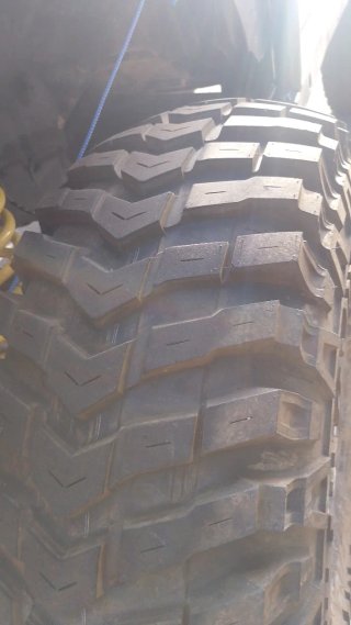 Ruedas 4x4 Maxxis y llantas portuguesas