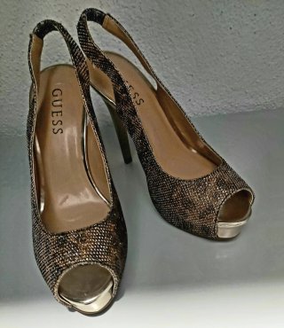 Sandalias Guess Talla 35.5