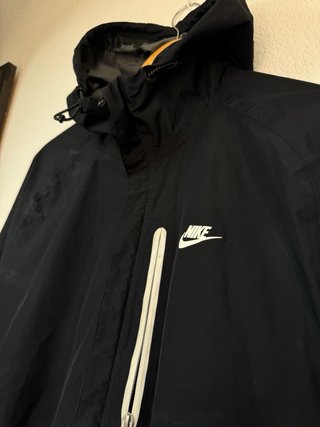Chaqueta Nike Storm-FIT Negra Impermeable
