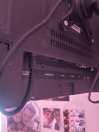 Televisión TCL Negra Nueva