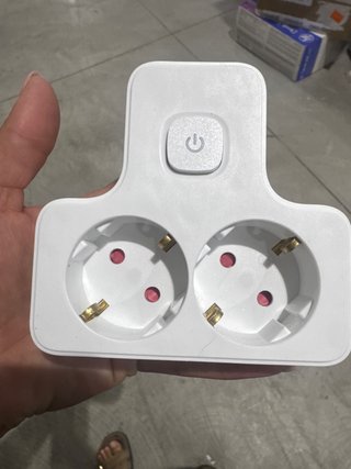 Enchufe Doble con Interruptor ON/OFF