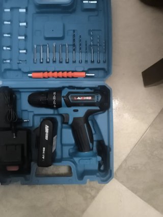 Taladro Inalámbrico con Accesorios
