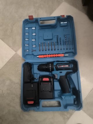 Taladro Inalámbrico con Accesorios