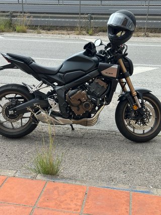 Honda CB 650 R e-clutch