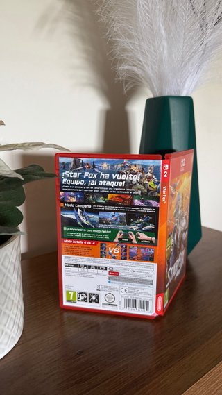 Star Fox Nintendo Switch + Póster Exclusivo